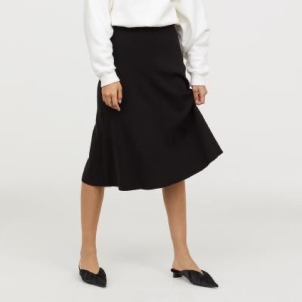 🤍 nwt | h&m | knit circle skirt